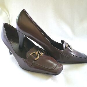 Liz Claiborne Brown Heels with Gold Buckle